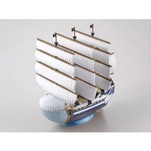 05 Moby Dick Model Ship Grand Ship Collection