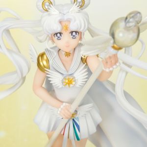 Sailor Cosmos -Darkness calls to light, and light, summons darkness- Figuarts Zero Chouette